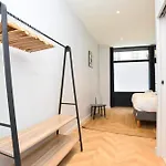 Central Apartment 6P L004