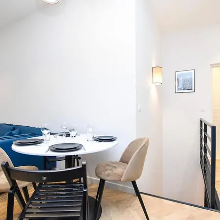 6p L004 Apartment